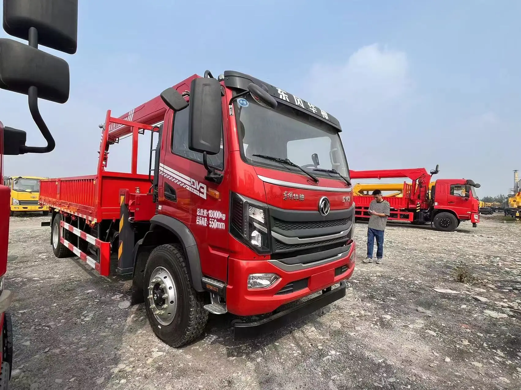 Hydraulic Folding Truck Crane 3 Ton Lift Truck Crane with 5 Section Booms Arm