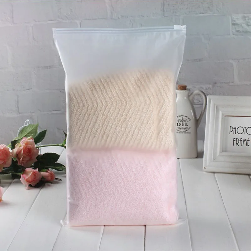 In Stock Shirts O Bag Poly Bag With Zipper Certified Compostable T-Shirt Bags Pellets Bottle For Packaging For Clothes