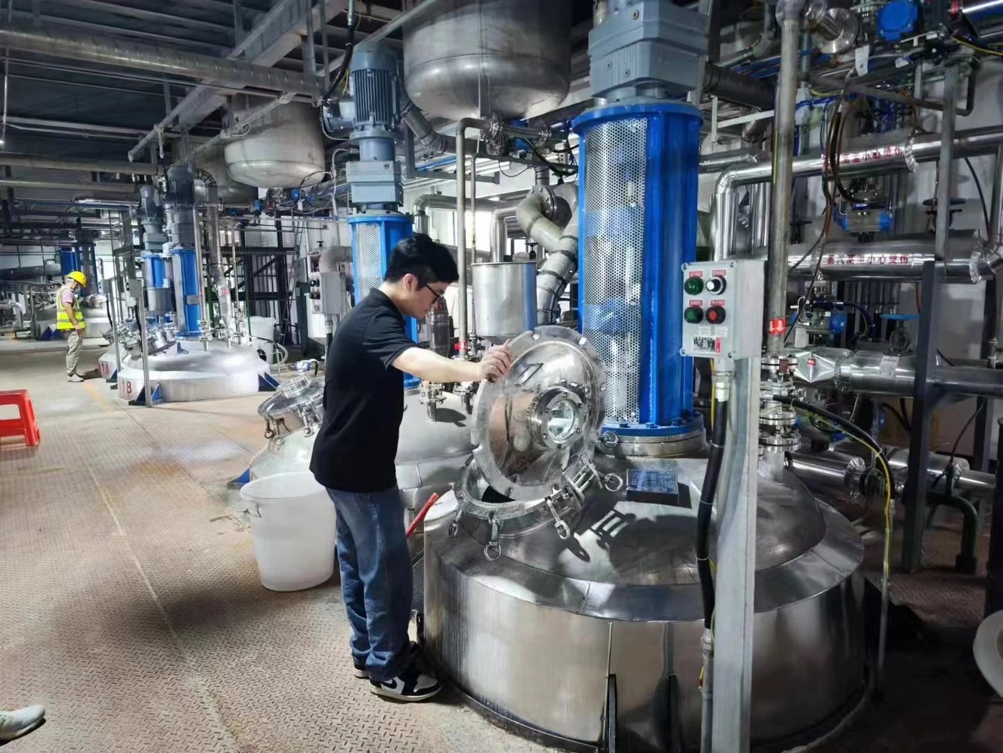 PP F337D is a polypropylene random copolymer plastic raw material polypropylene resin