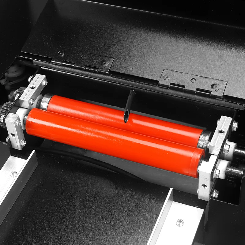 WD-150 Desktop PVC Card Disc Manual Feeding Waterproof Wear-resistant UV Spot Automatic Coating Laminating Machines