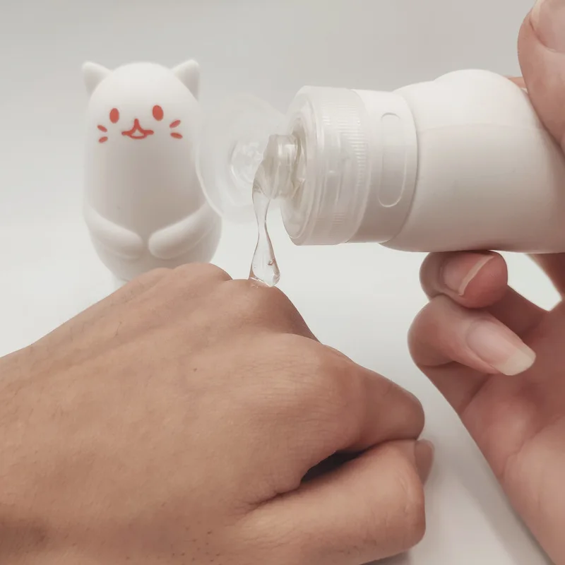 Hyaluronic acid lubricating liquid washable water soluble sexual intercourse private lubricant