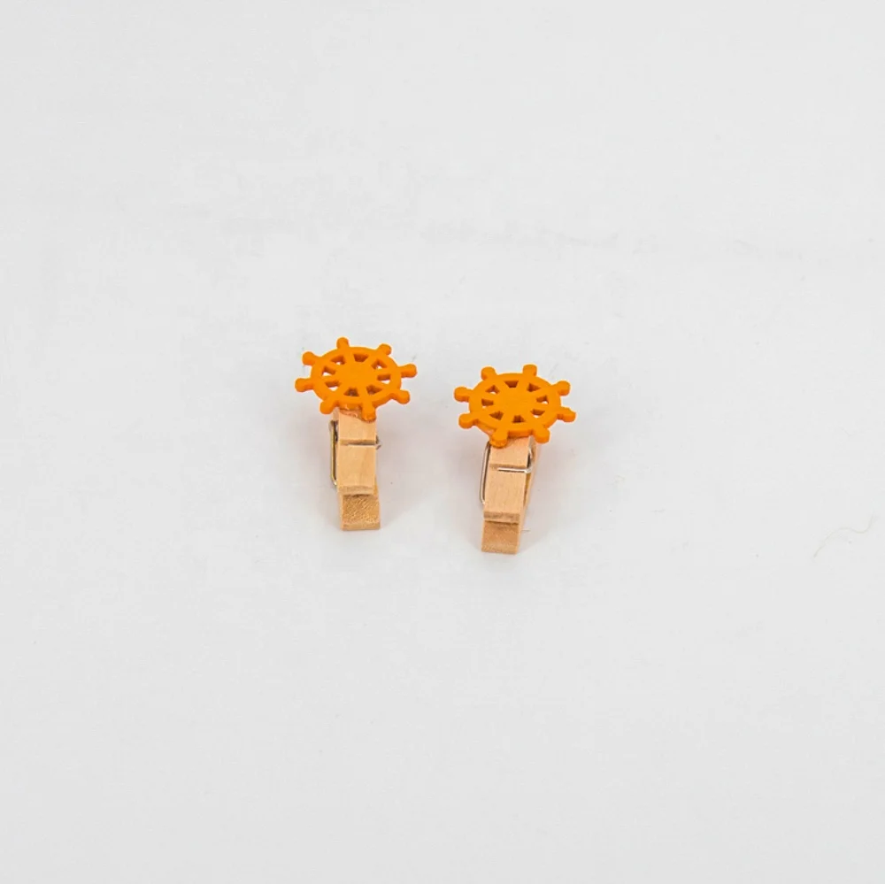 10PC Hot Sales Cute animals Wooden Clothes Photo Paper Peg Cute DIY Decorative Wooden Custom Clips