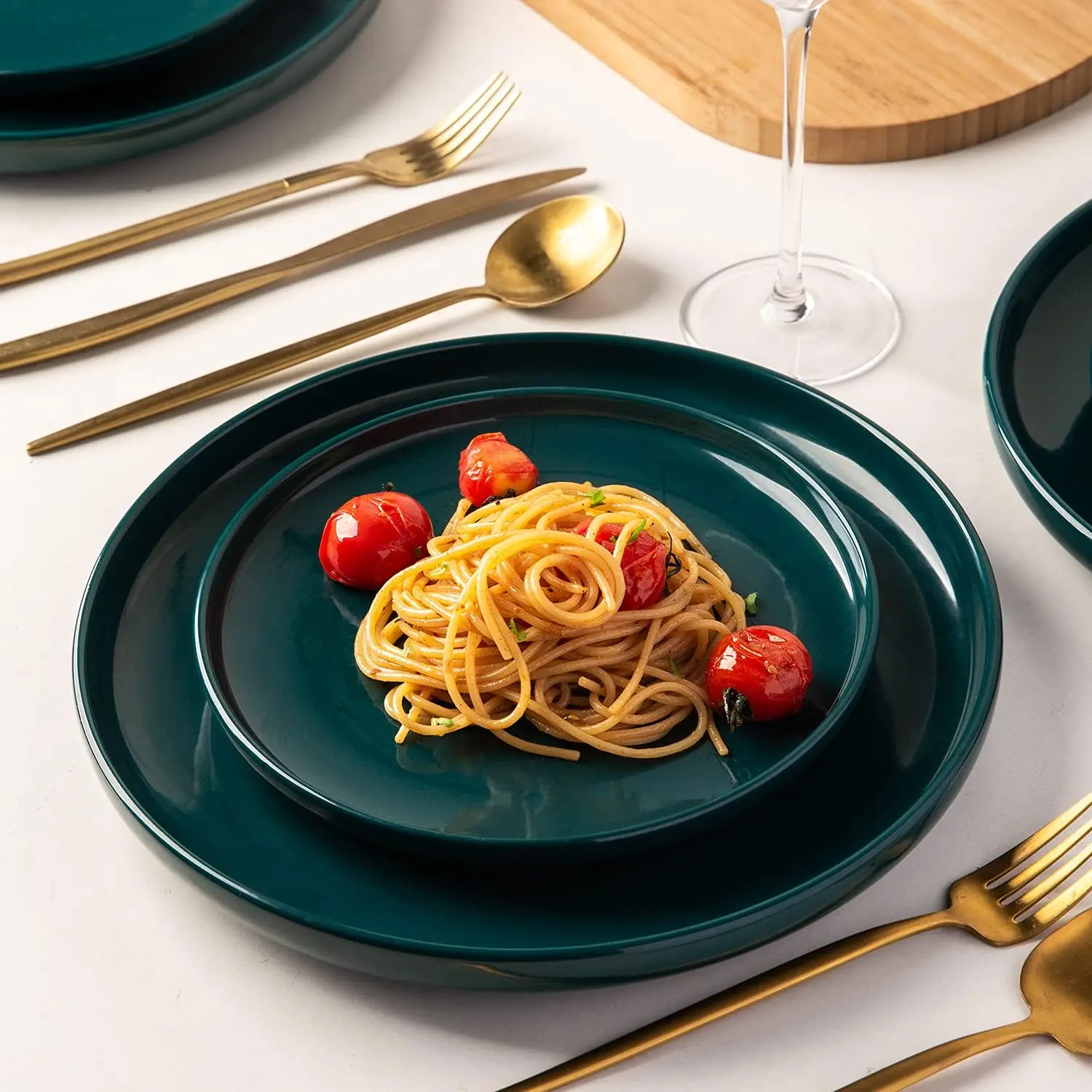 10.5 inch Green Dinner Plates Set Porcelain Dessert Salad Plate Dinnerware Sets Scratch Resistant Microwave Oven Dishwasher Safe