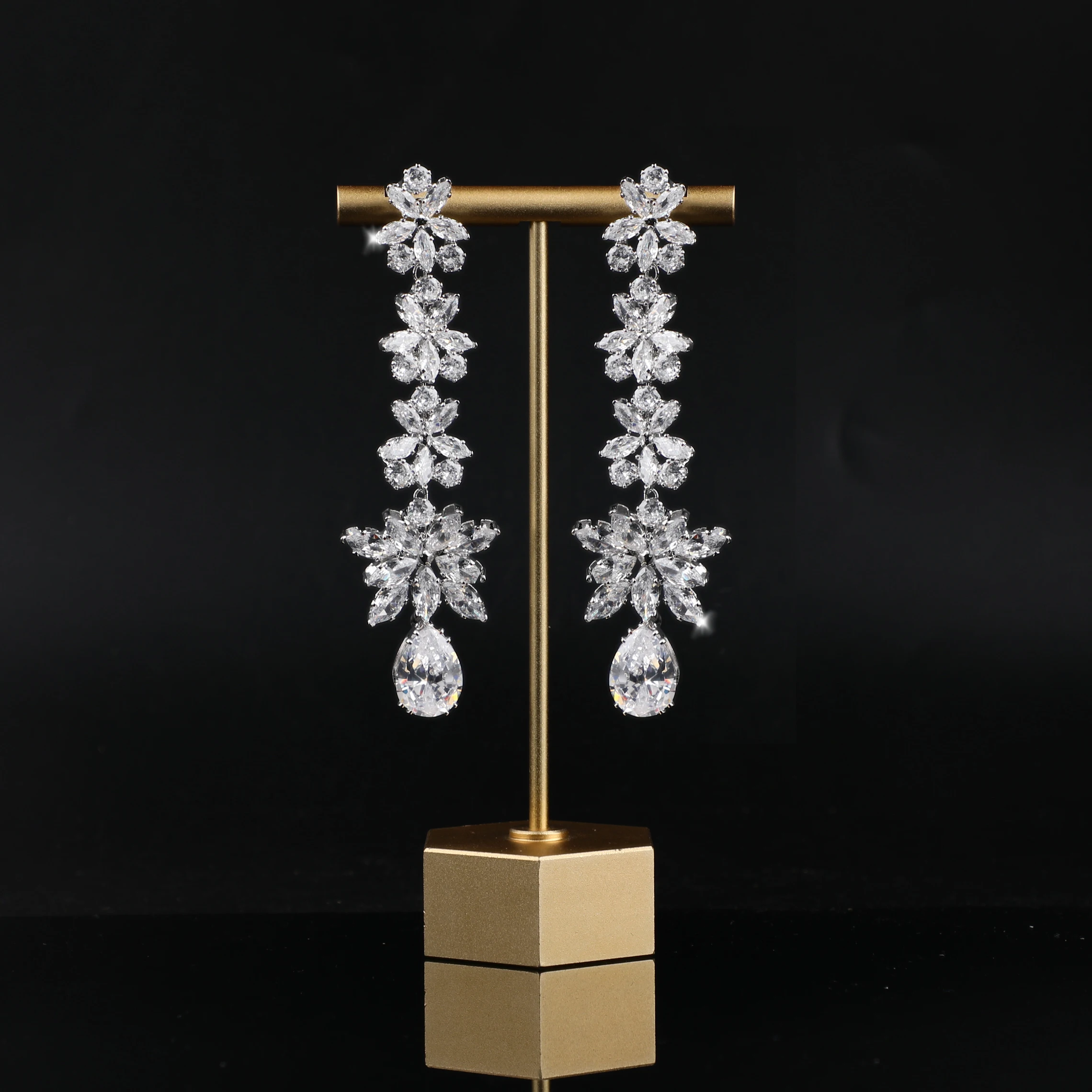 Trendy Elegant Long Dangle Zircon Earrings Women Luxury Platinum Plated Hypoallergenic Jewellery Bridal Earrings Jewelry