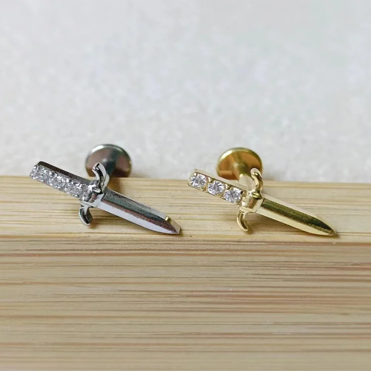 Getta  ASTM-F136 G23 titanium  knife shape internal thread daith flat back earring conch cartilage titanium piercing jewelry