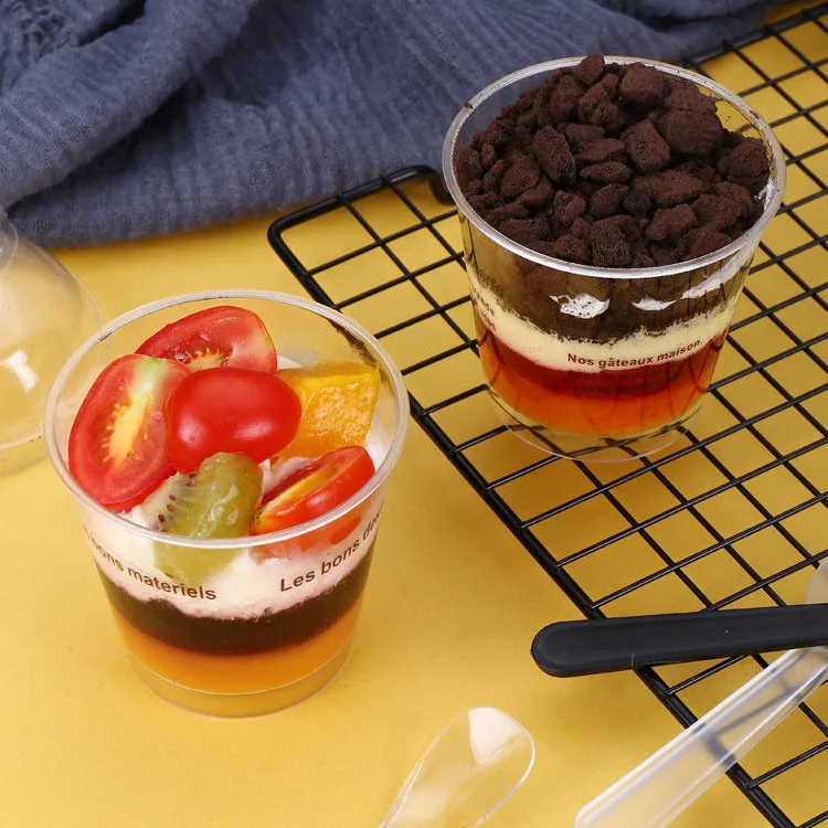 180ml 6oz Plastic Cups with Dome Lids Clear Dessert Cups Mini Disposable Parfait Cups for Fruit Ice Cream Pudding Yogurt