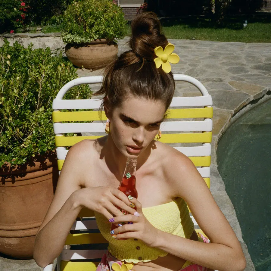 New Hair Claw Colorful Accessories Plain Color Hair Clip Plastic Big Size daisy Flower Hair Claw For Women