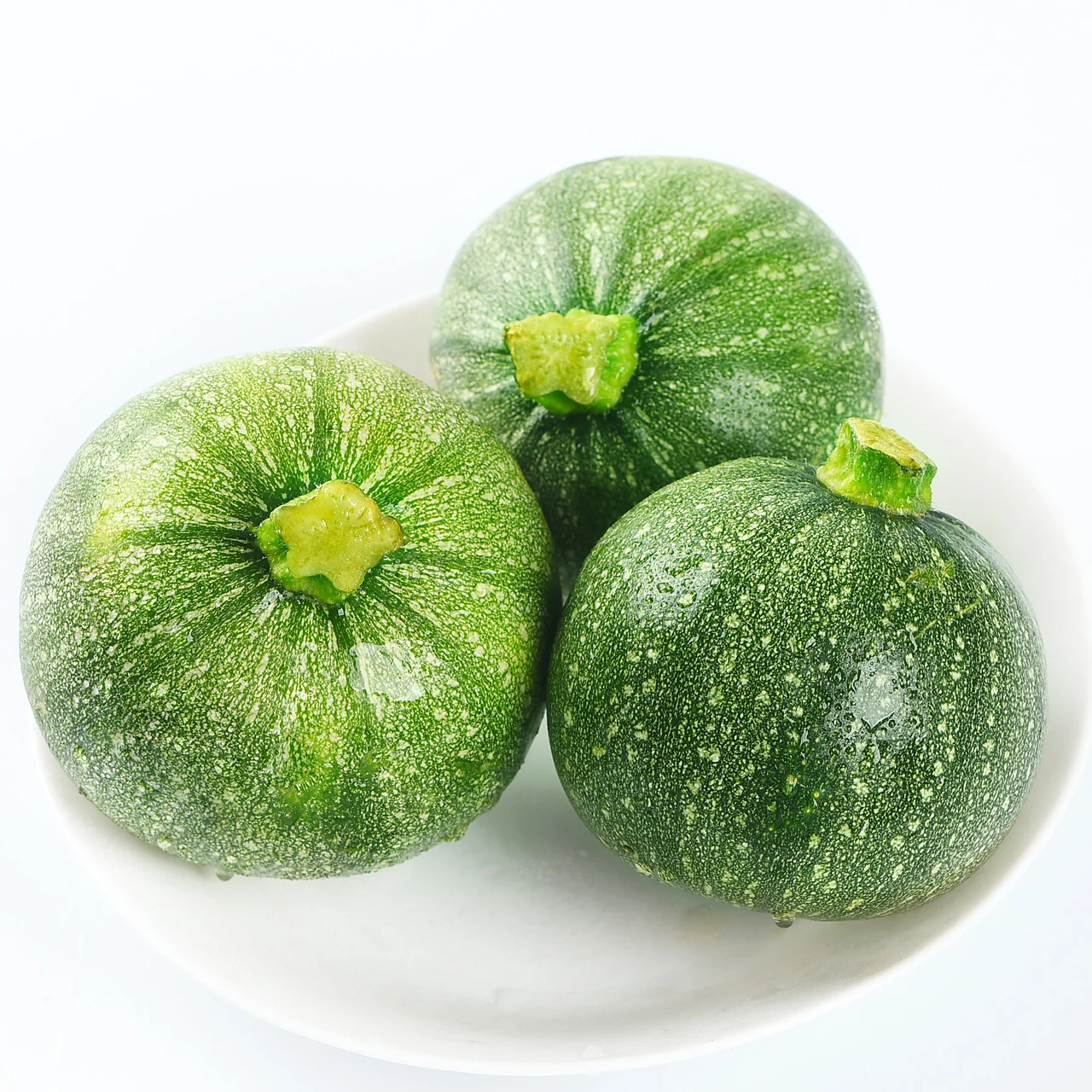 Сезонные фермерские мини-овощи, свежие мини-голубые тыквы