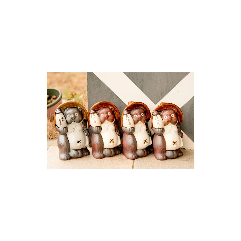 Alcoholic beverage wine sake has an elegant ginjo aroma like that of an apple