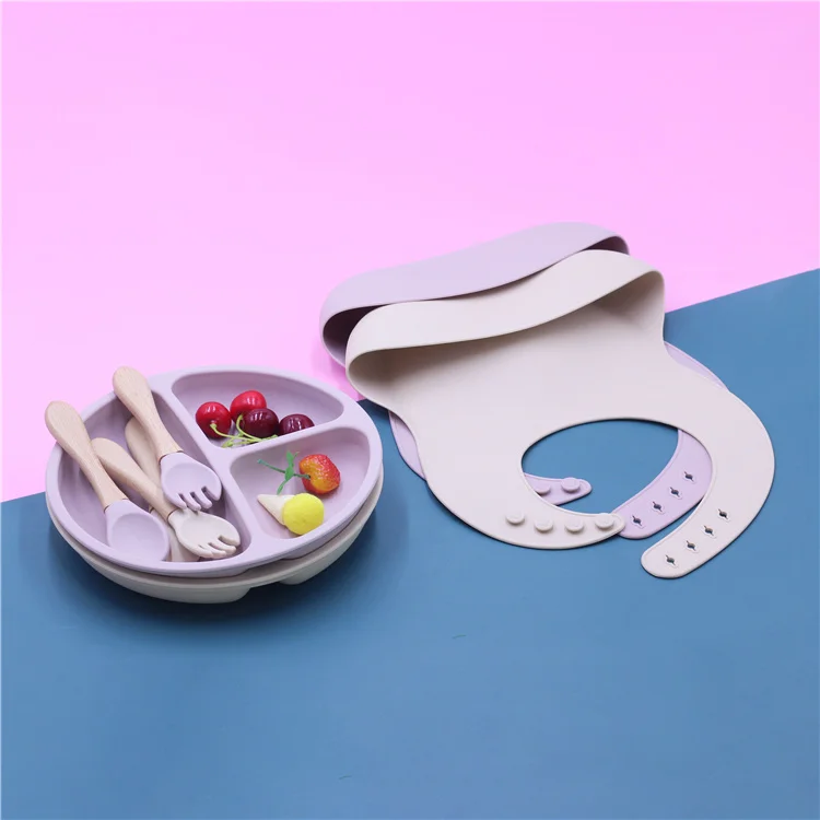 Wholesale Baby Feeding Set Soft Plate BPA Free Silicone Bib With Spoon And
