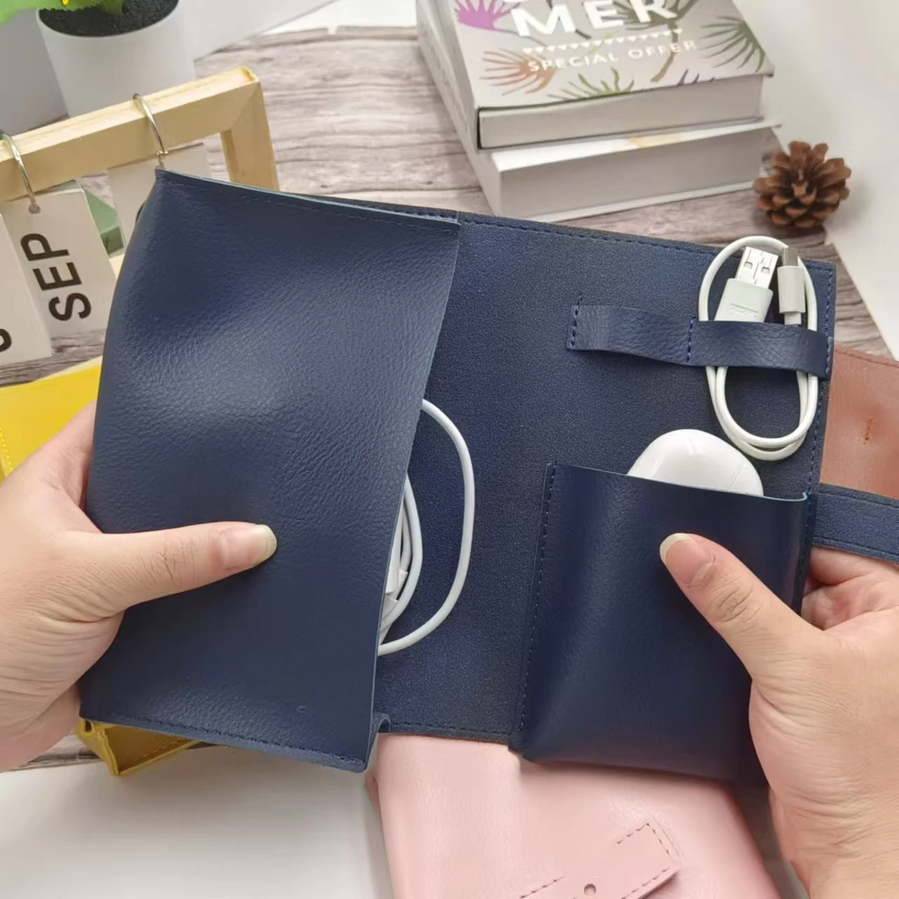 Customized Travel cable Organizer personalized Leather Cord organizer Tech Accessories Digital Accessory Bag Cases