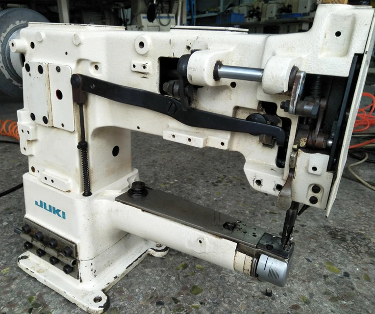 Low price 246 long Arm single-needle sewing machine for shoes and leather material