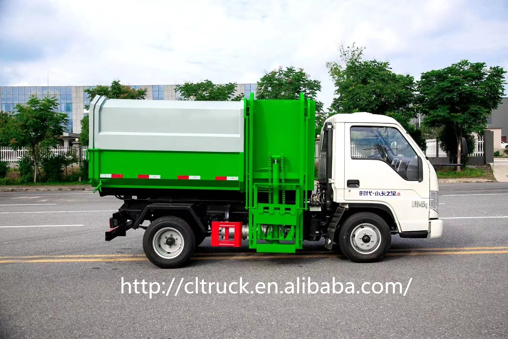 Foton new model 4x2 Mini hook lift garbage truck hydraulic arm roll garbage truck 3 ton for sale
