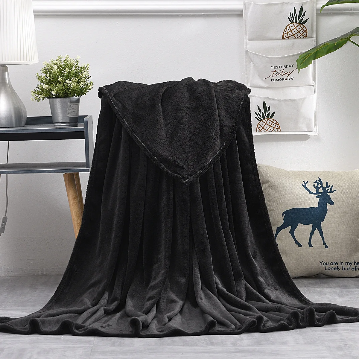 Throw Fleece Blanket Wholesale Luxury Solid for Winter  Polyester Soft Warm Cozy Sofa Flannel Blanket