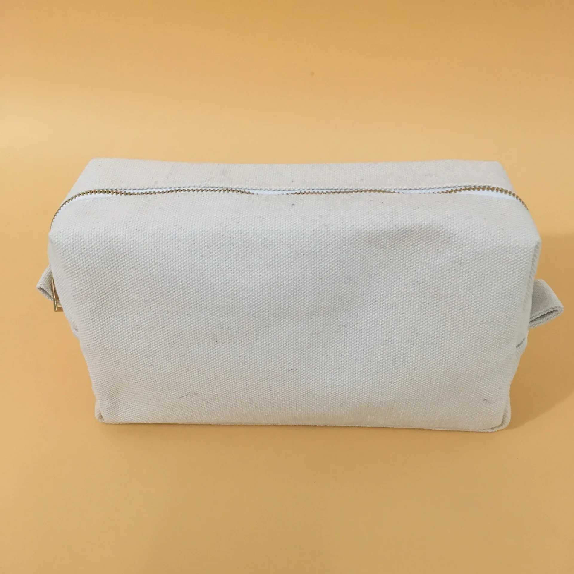 Wholesale Price Customized Canvas Makeup Bag Travel Laundry Makeup Organizer Cotton Cosmetic Bag with Zipper