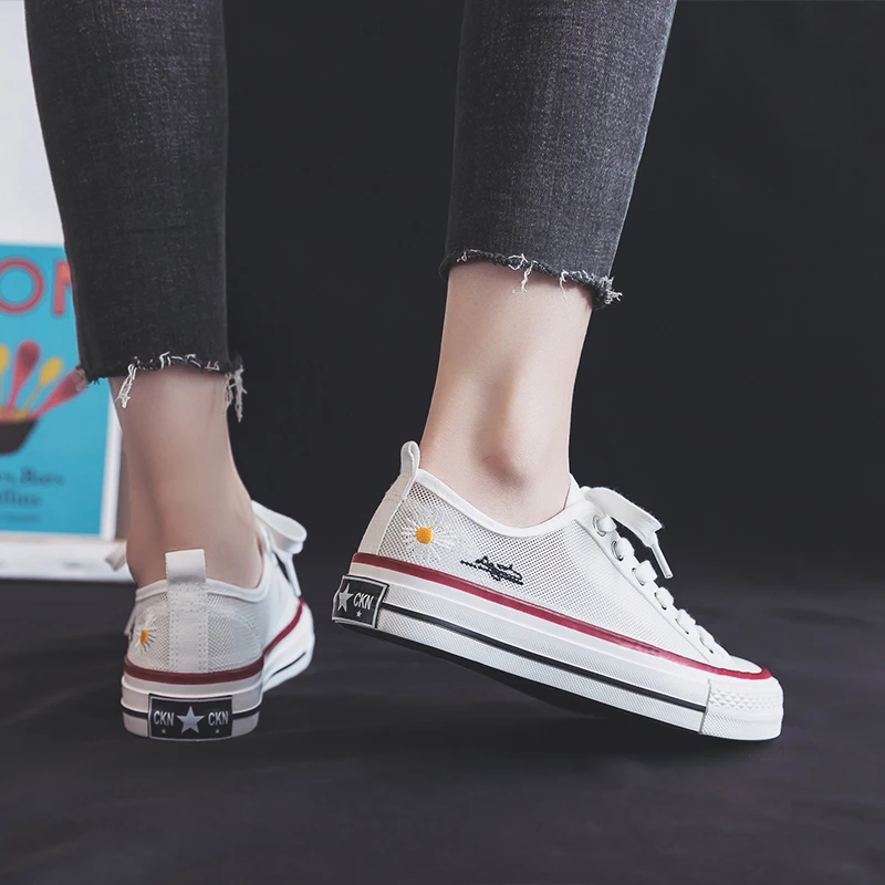 
Shoes Woman Sneakers Comfortable Casual Women Sneakers Canvas Shoes Woman Flats Fashion Print Lace-up Cartoon Vulcanize Shoes 