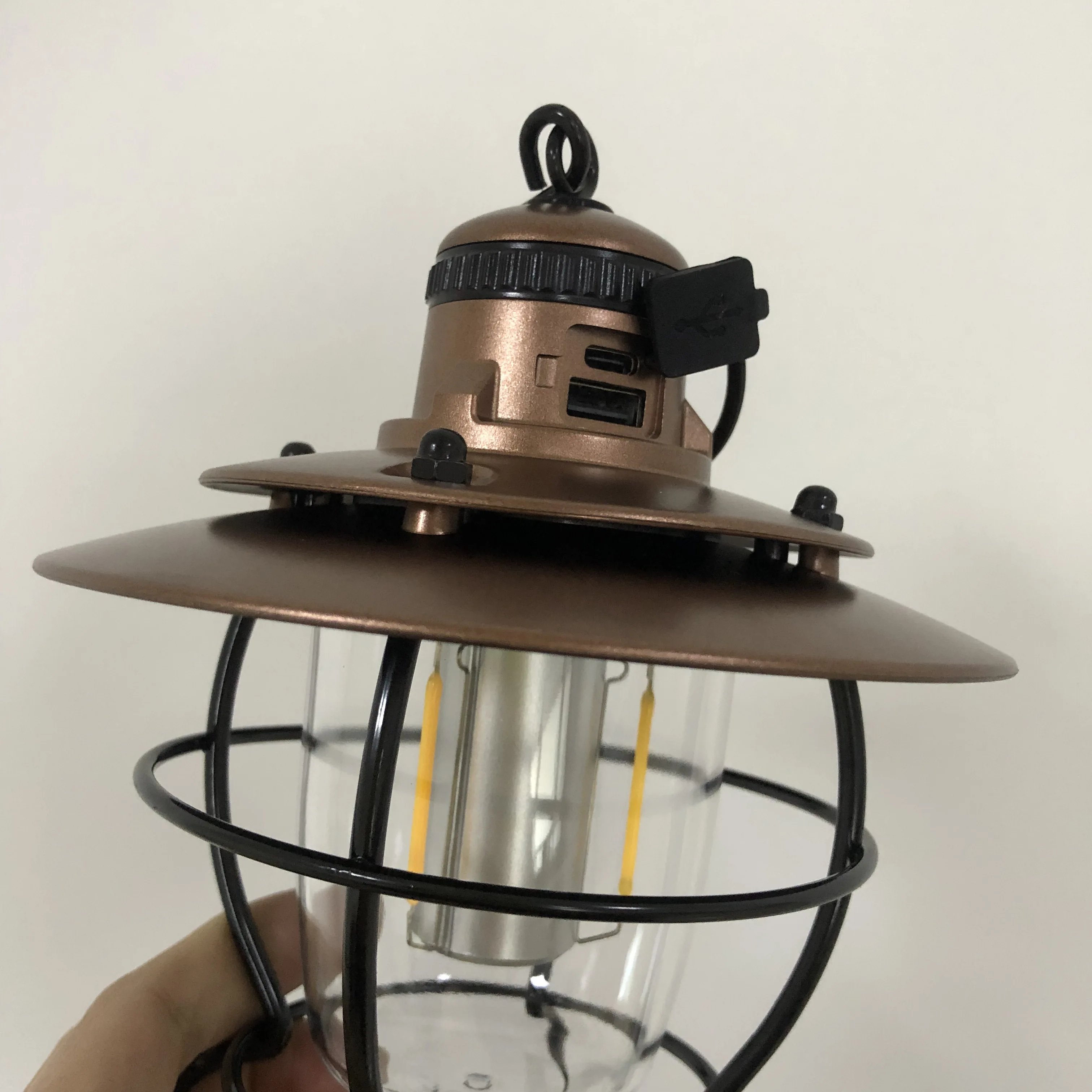 Popular metal Led Camping Lights Portable Dimmable Outdoor Led white kerosene Oil Lamp Camping Lantern for party festival