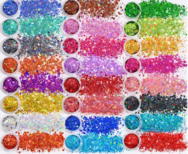Top Selling Holographic Chunky Mixed Polyester Glitters Bulk Pack for Nail Body Epoxy Craft Tumbler for Christmas Decorations