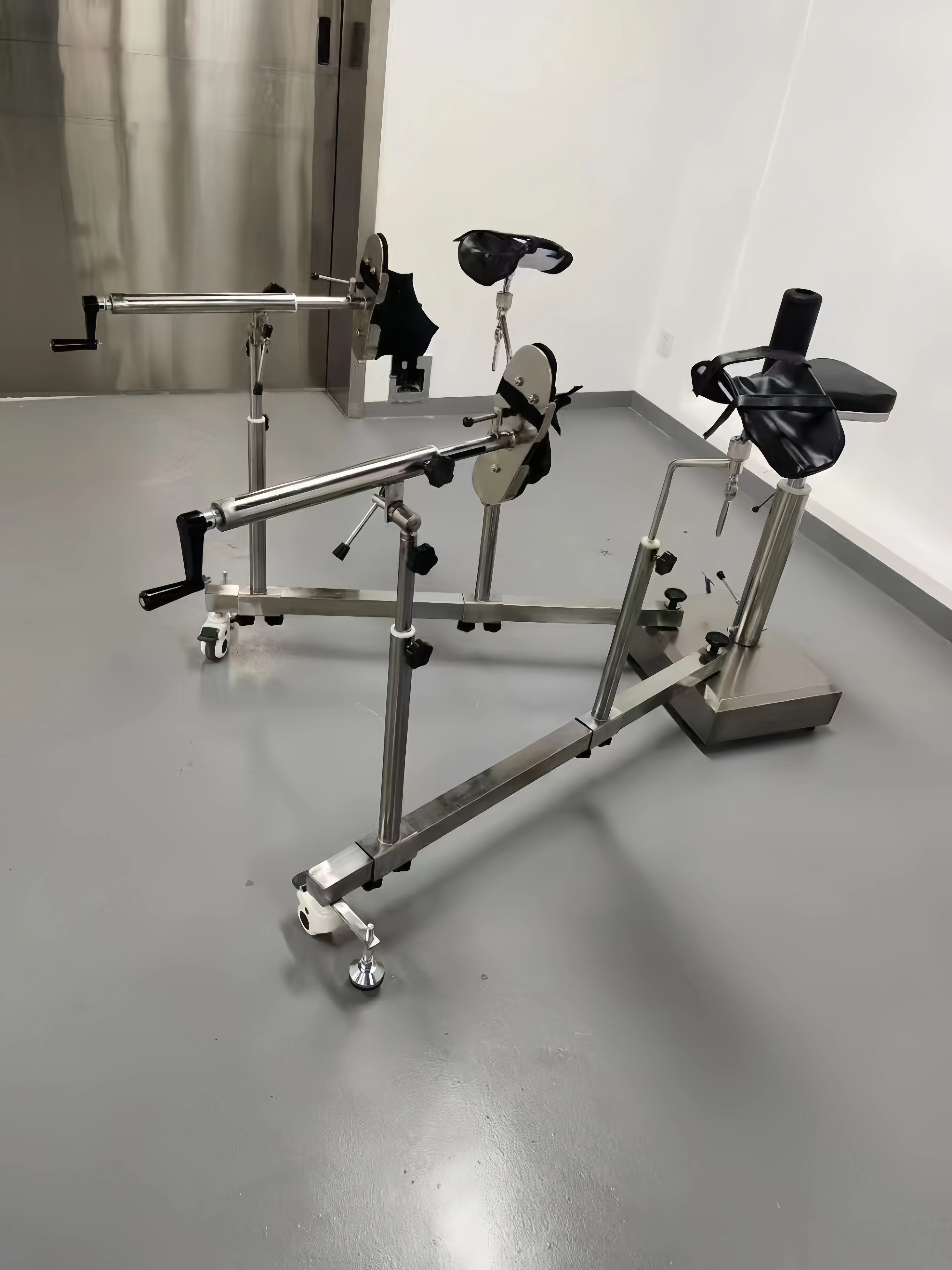 WD-381 High Quality Medical Multi-purpose Orthopedics Traction Frame for Operation Table