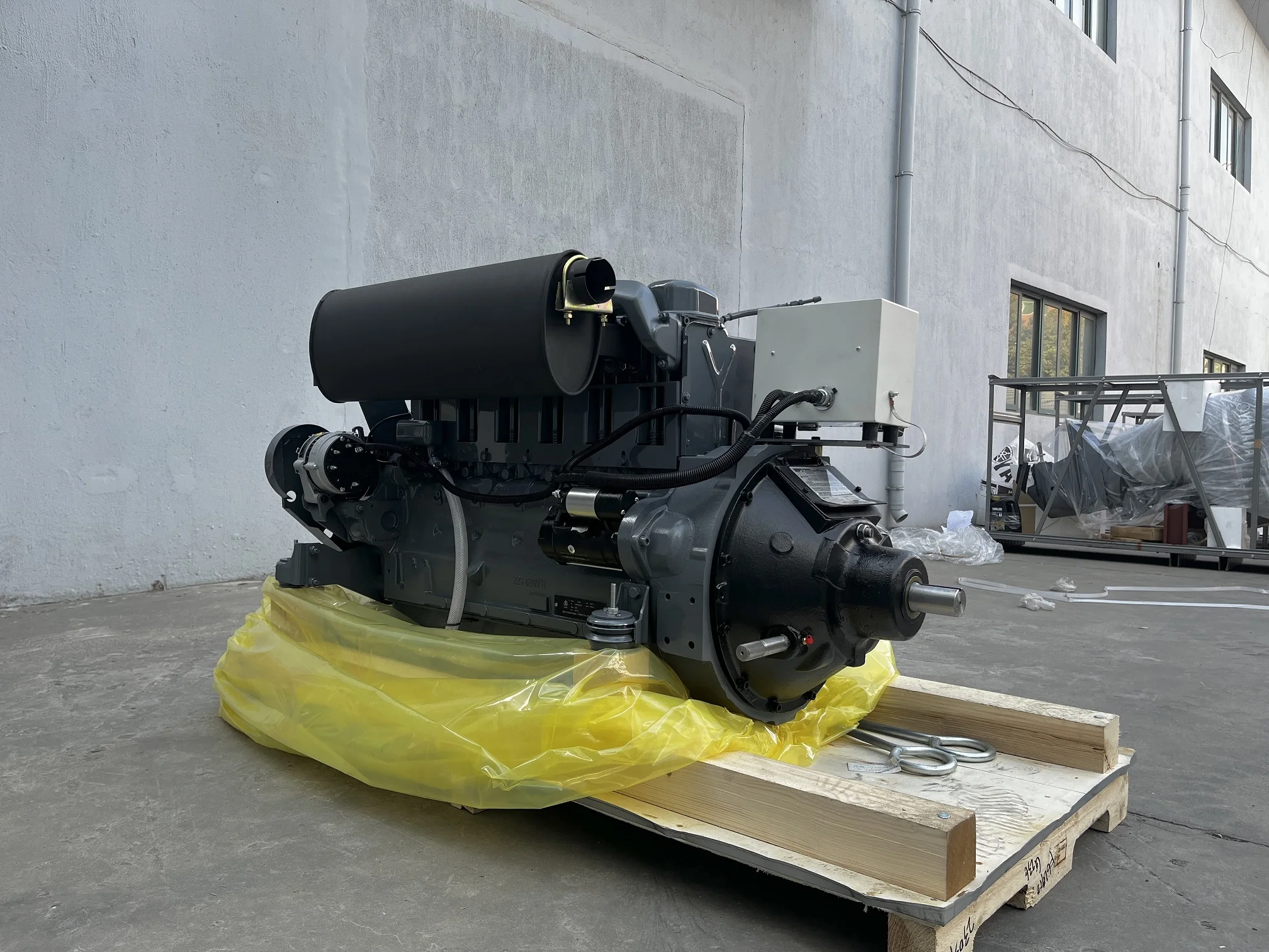 Factory price SCDC F6L912G236 engine 72kw/97hp air cooled 6 cylinders motor diesel engines for sale