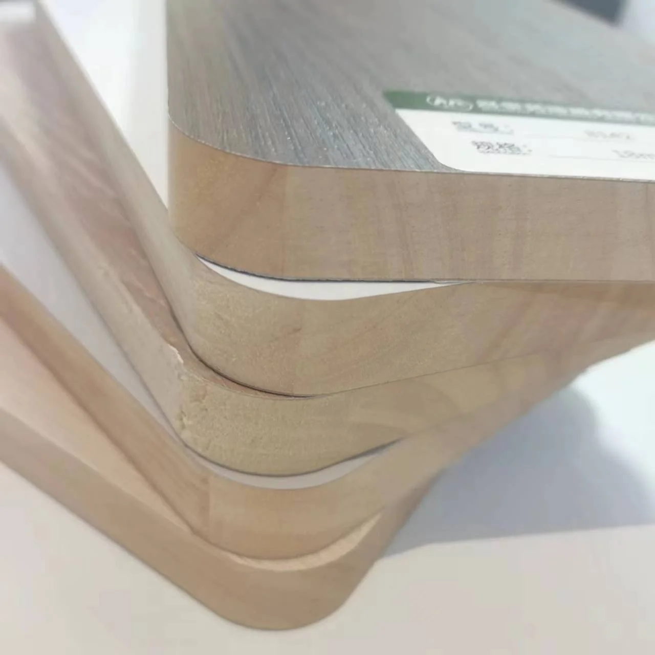 Moisture-Proof Easy Clean Rubber Wood Board Raw Panel with E2 Glue for Furniture and Building Finger Joint Design