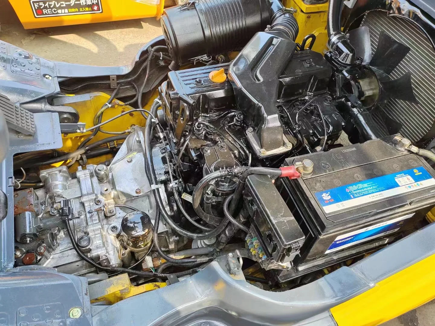 KOMATSU Used FD30-17 Forklift