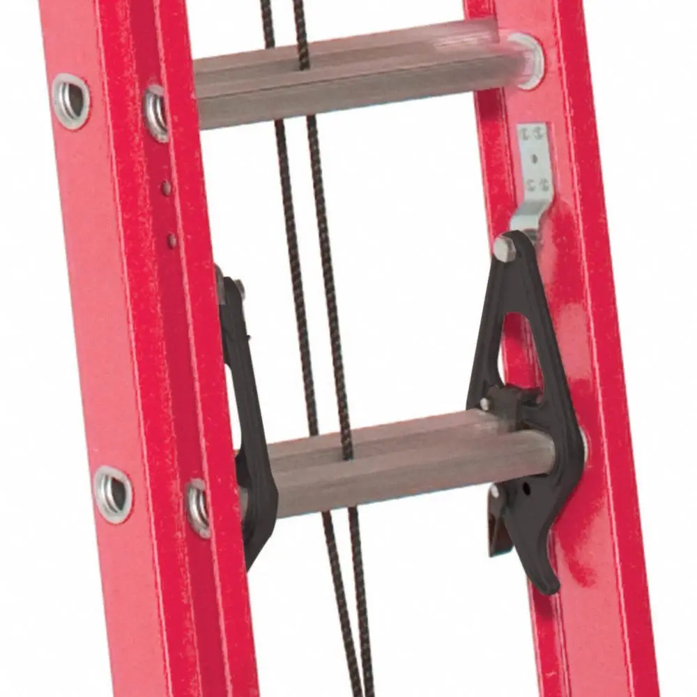 Type II грузоподъемность 225 фунтов Регулируемая Гибкая Стекловолоконная C-channel двухсекционная удлинительная лестница с шипами