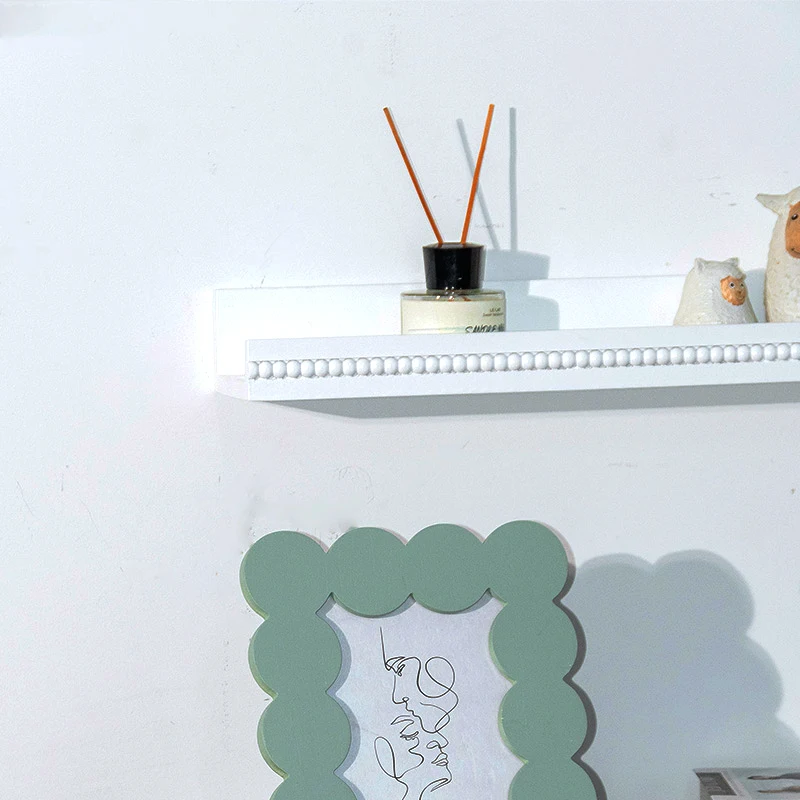 Classic White And Black Beaded Resin Wall Shelf Hanging Storage Furniture MDF Mounted Wall Floating Shelves