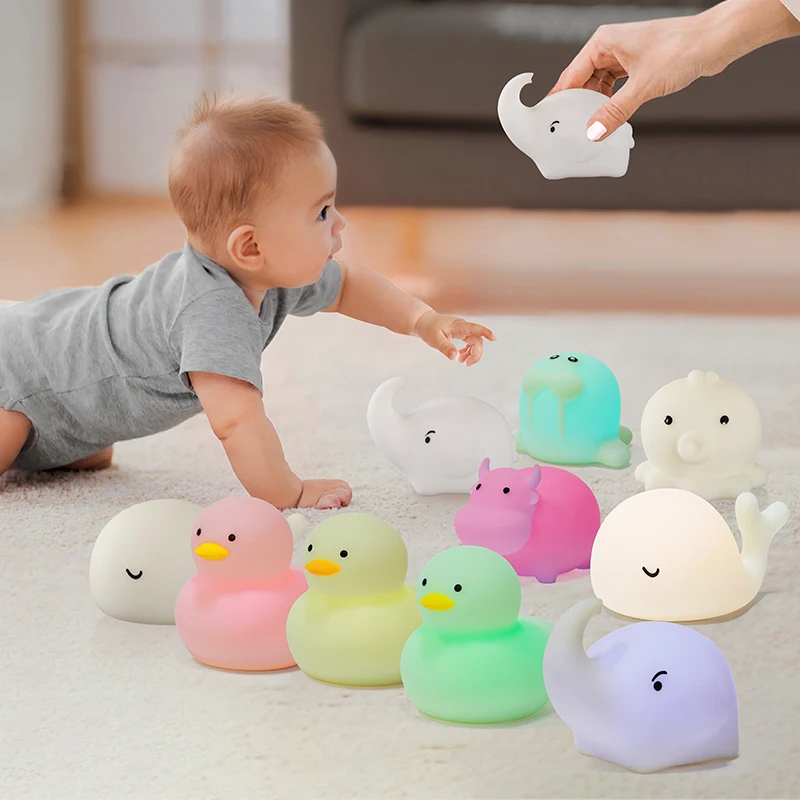 High-quality colorful baby silicone octopus animal baby  bubble baby Toys silicone Decorative Mini Night lamp Bath Toys for Kids