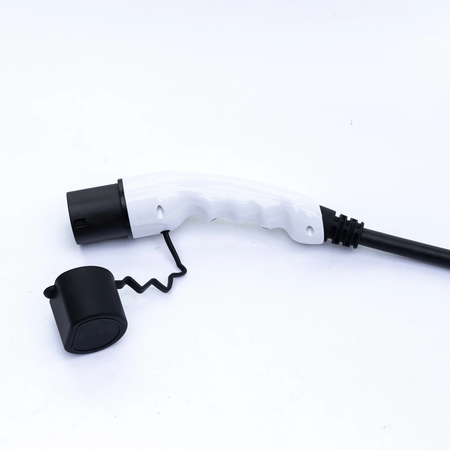 Hot selling 7KW 32A Type 1 To Type 2 sae j1772 Electric Vehicle Charging Gun Connector Mode 3 electric car charger