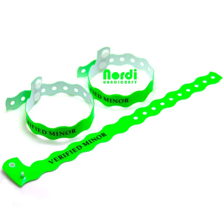 New Design Custom High Quality PVC Wristband L shape Waterproof Vinyl Wristbands For Events Festival