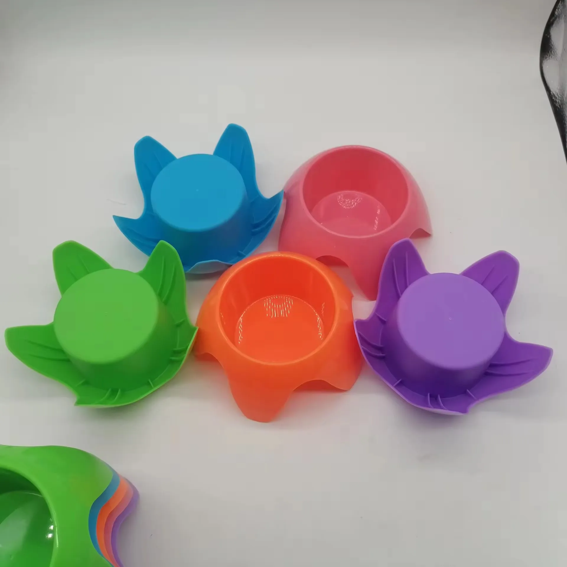 New Arrival Portable Beach Cup Holder Beach Accessories For Vacation Beach Drink Cup Tray Camping Hiking Outdoor Tableware Cup