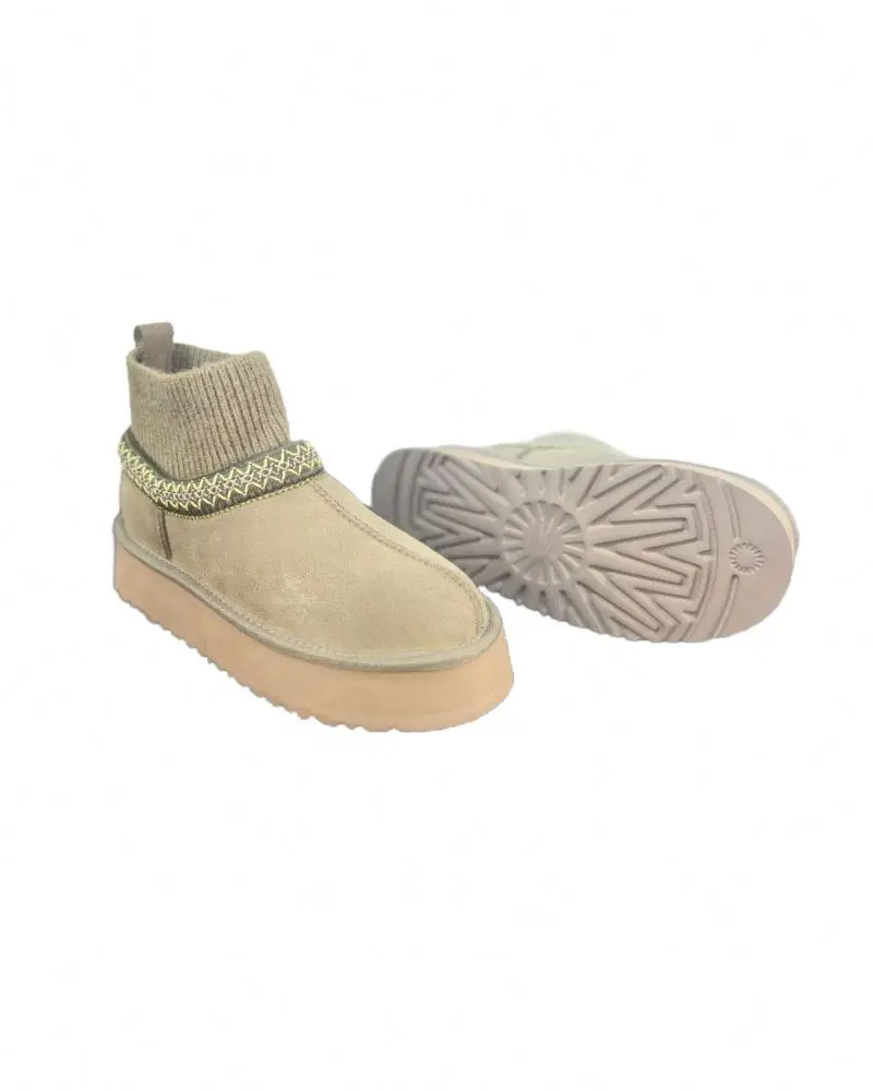 Original Uggs 100% Wool Snow Warm Boots Brand New Fashion Design Feature Genuine Leather Lining Thickened Upper Outdoor Position