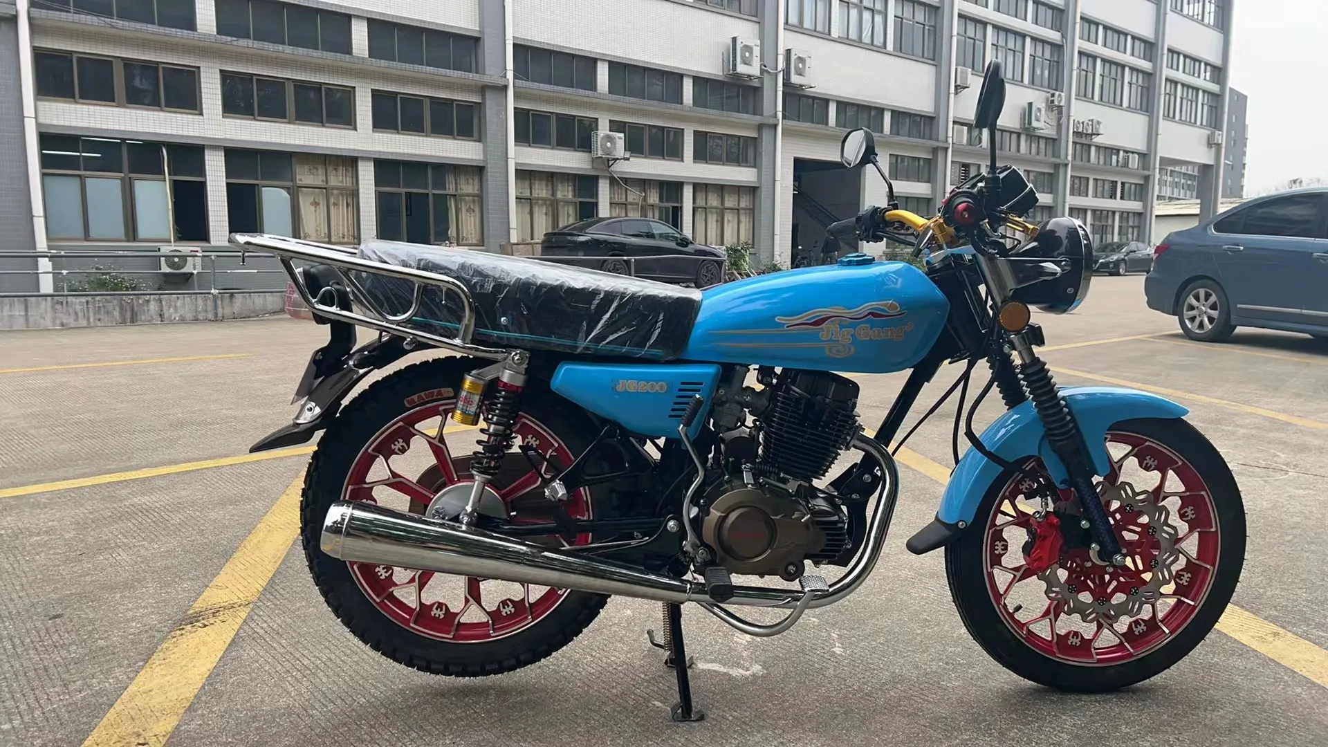 South America CG150 CG200 gasoline motorcycle with high condition,we can make DIY CG model