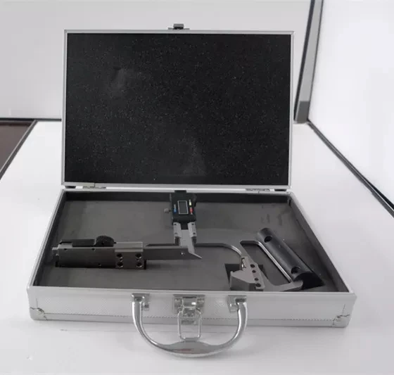 Digital rail wear gauge for rail vertical and lateral wear measuring rail head loss gauge