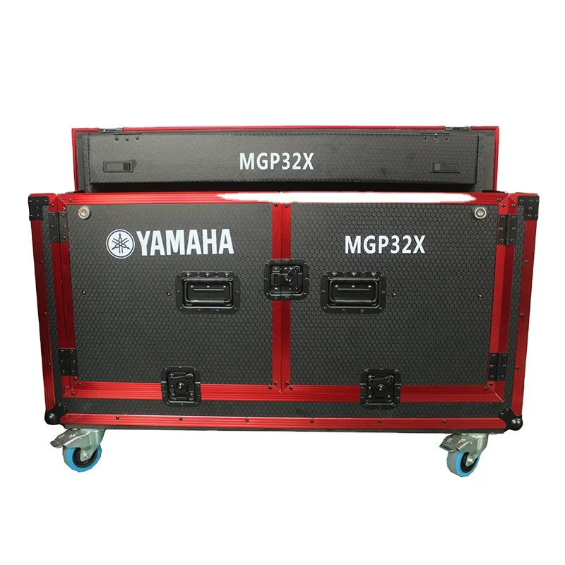 Откидной чехол с красной алюминиевой полосой Yamaha MGP32x