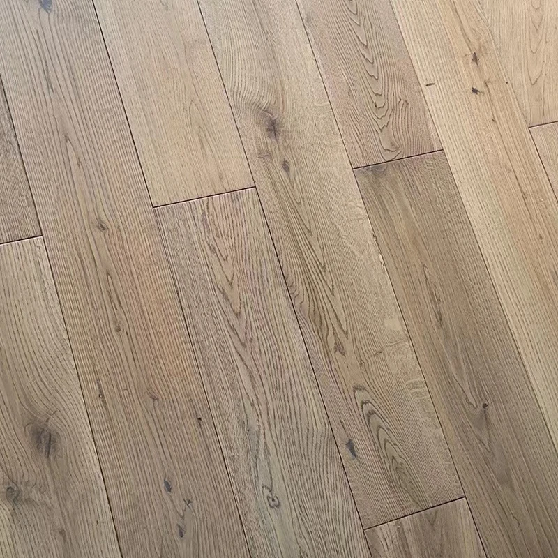 Household Use Indoor White Oak Wood Flooring European Oak Solid Wood 910mm Long Board With Knot For Living Room Timber Flooring