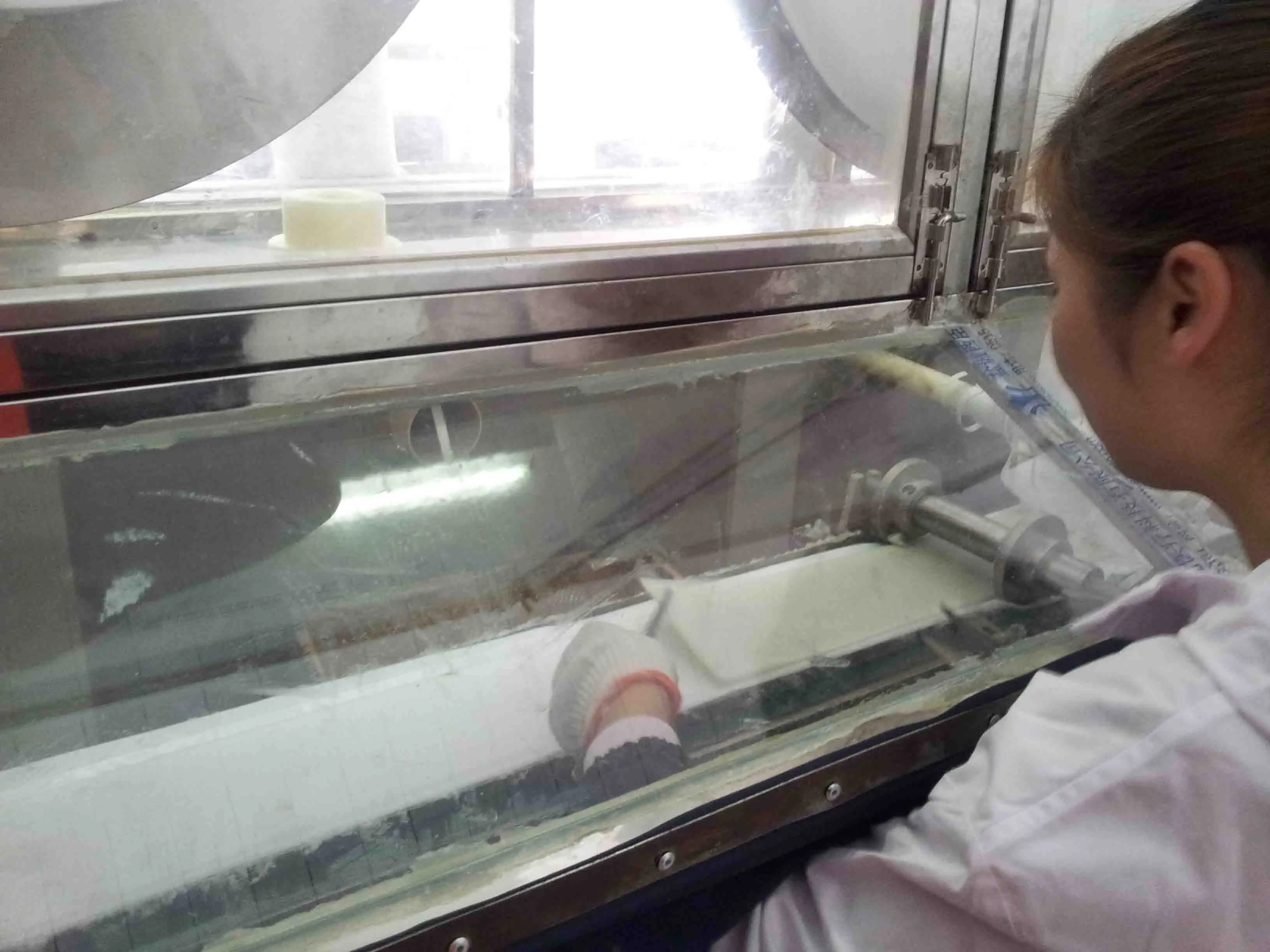 China medical hospital disposable items supply orthopedic fiberglass casting tape machine factory