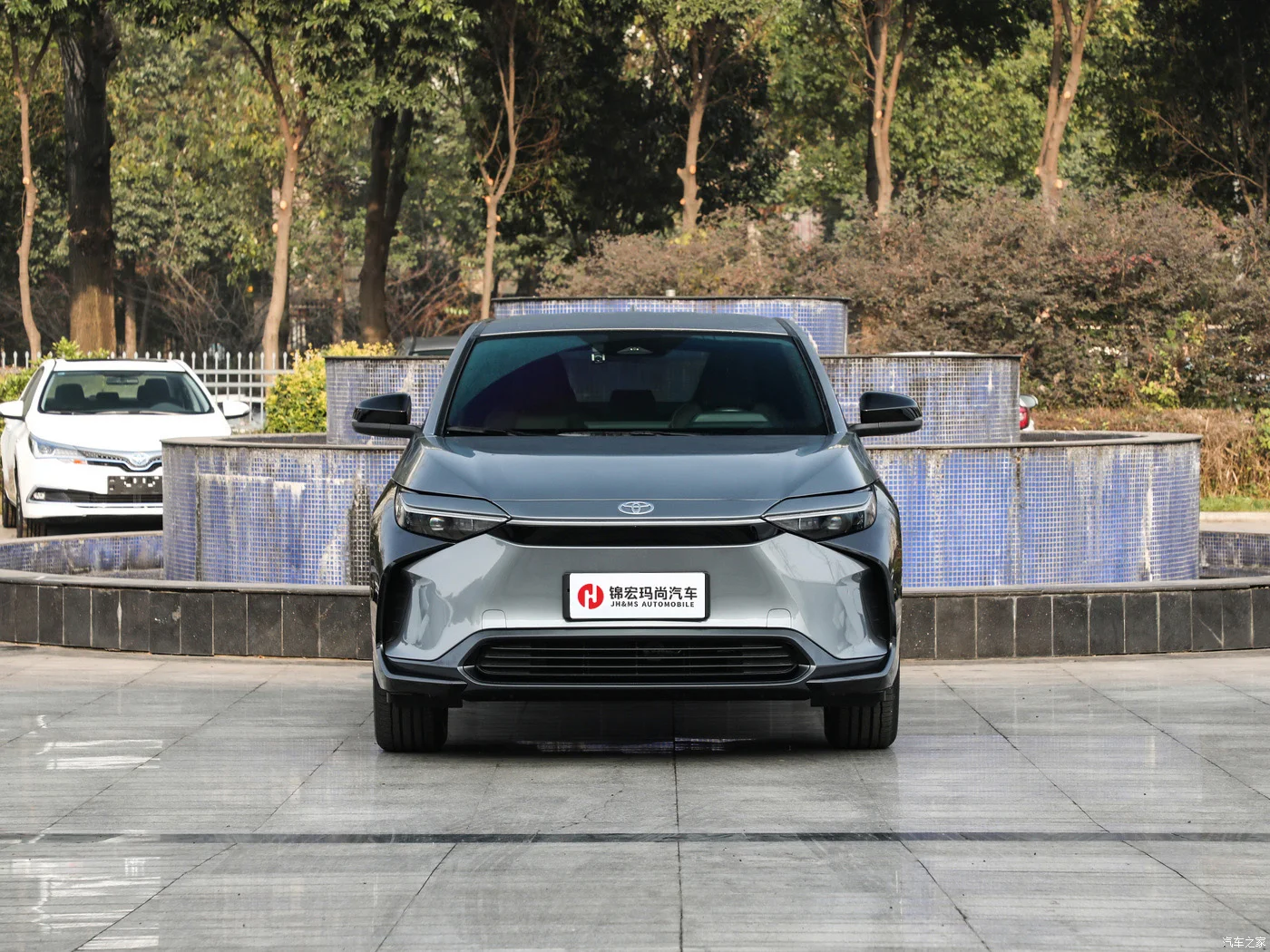 Новая продукция двухприводная комфортная версия для новых автомобилей с увеличенным диапазоном электромобиль Toyota Bz4X