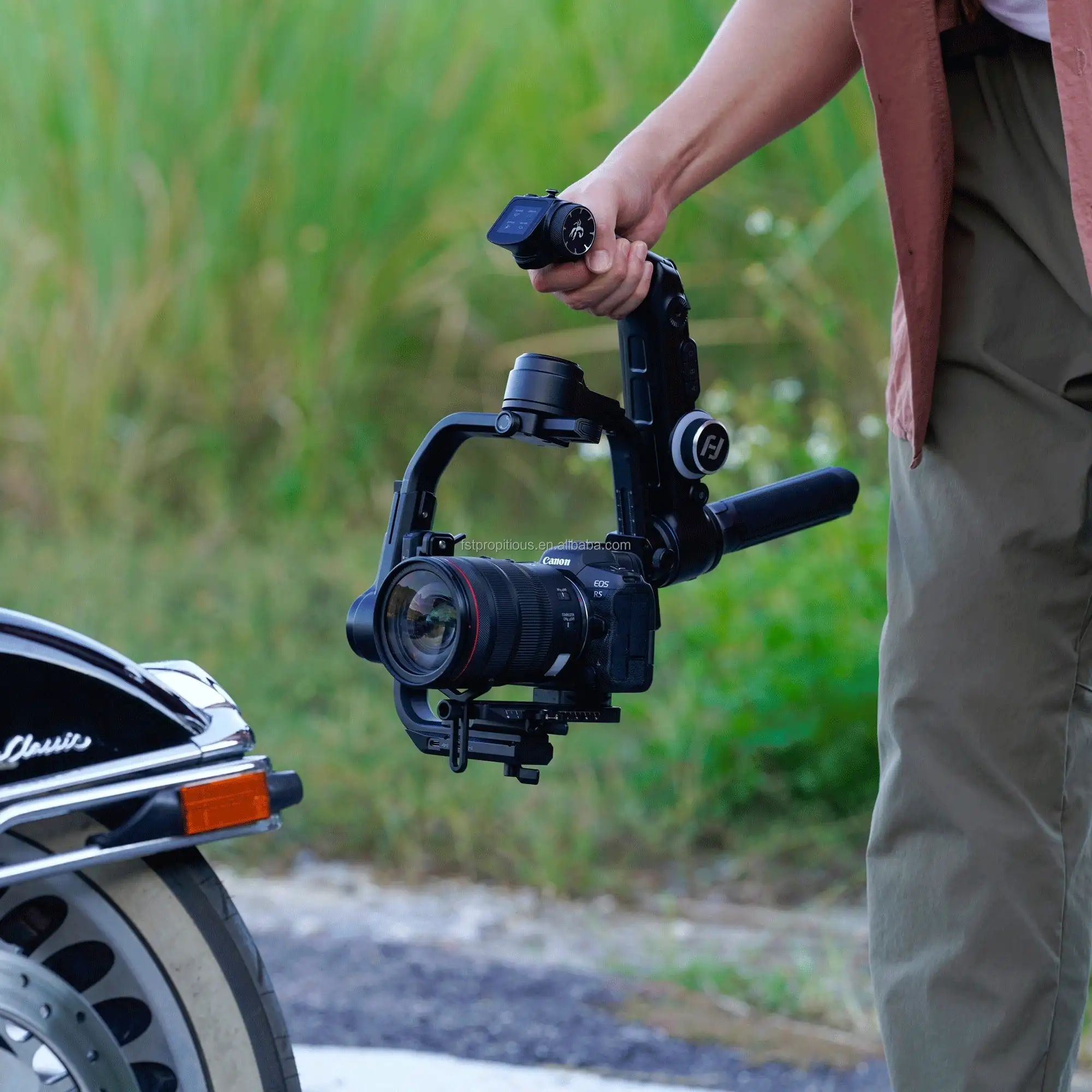 Stocks Feiyu SCORP Pro 3-Axis Camera Gimbal Stabilizer Handle Grip Display Screen for DSLR Camera with Remote Pole