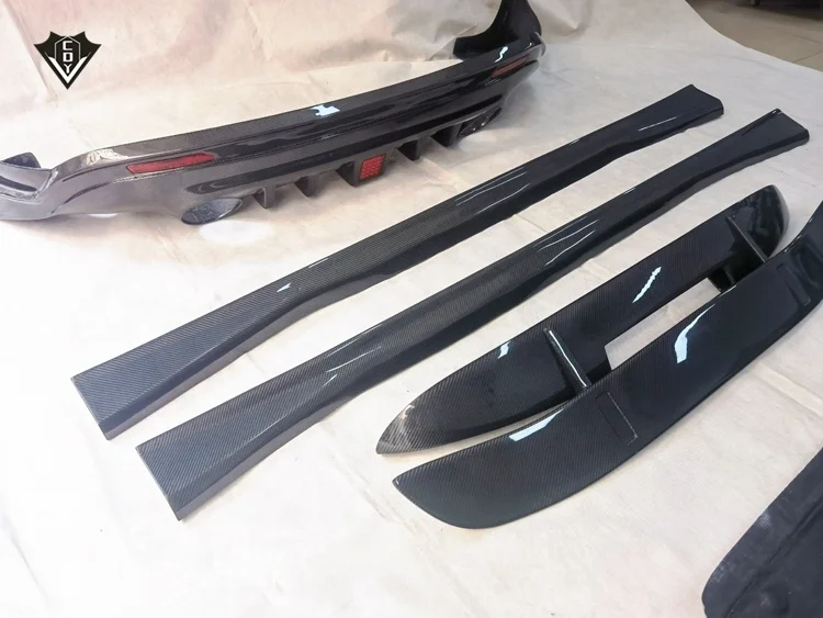 Body kit for infinity high quality carbon fiber small body kit for infinity fx35 qx70