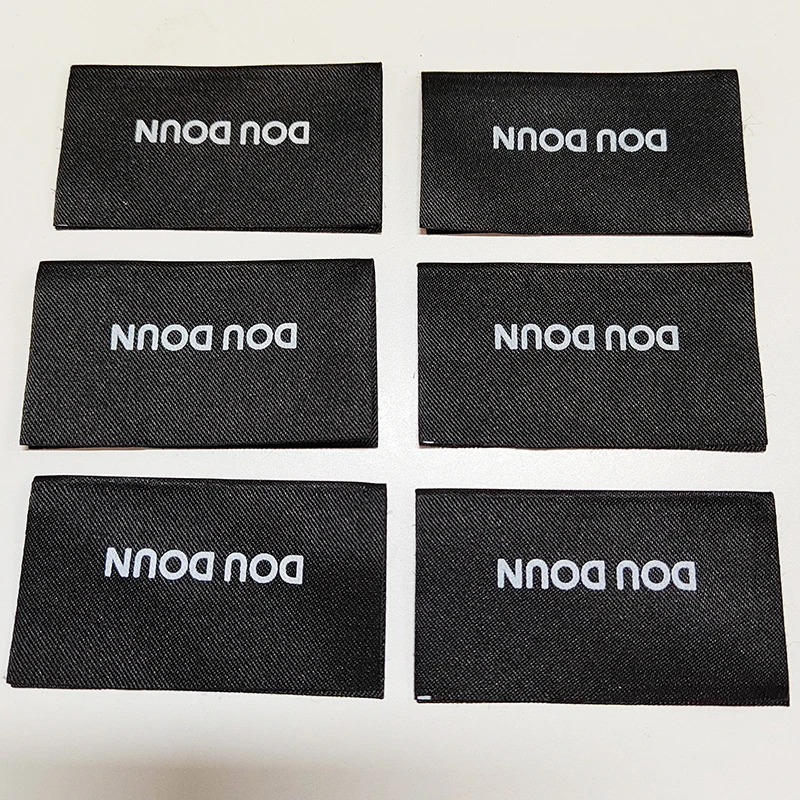 Factory Wholesale Custom Logo Fashion Black Damask Neck Label Custom Garment Woven Labels For Clothing