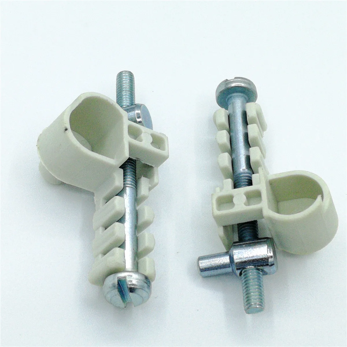 2 Pieces Chain Tensioner Adjuster Screw For Stihl Chainsaw 017 018 MS170 MS180 MS 170 180 Replacement NO. 1120 664 1500 / 1123 664 1605