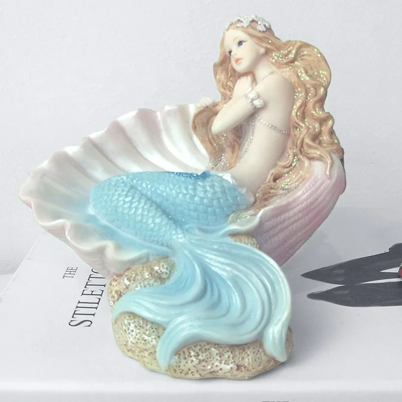 ODM kawaii Mermaid Crafts resin statue polyresin mermaid decoration in home office table  folk craft