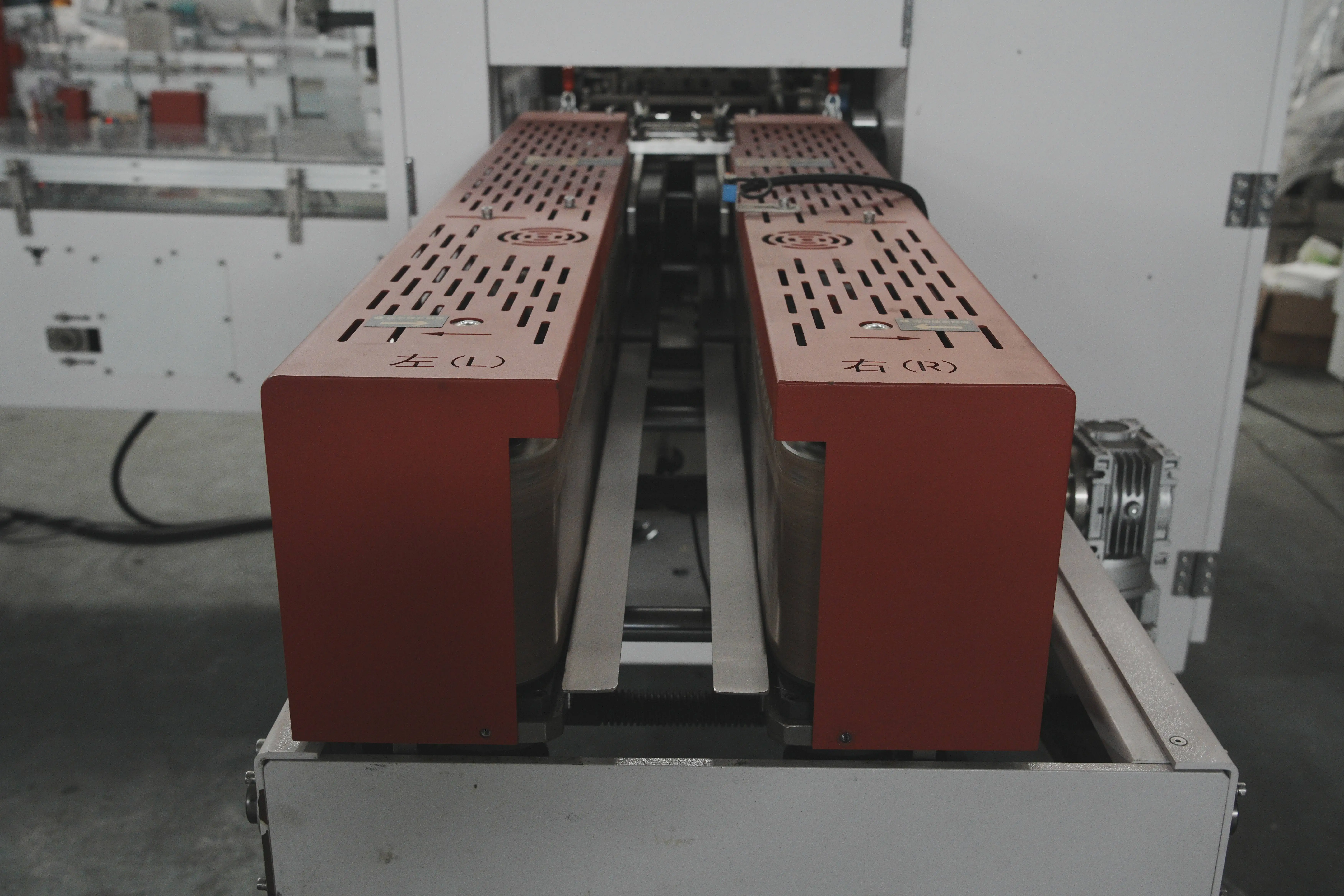 Fully automatic facial tissue packaging machine Chinese packaging machinery facial tissue paper production line