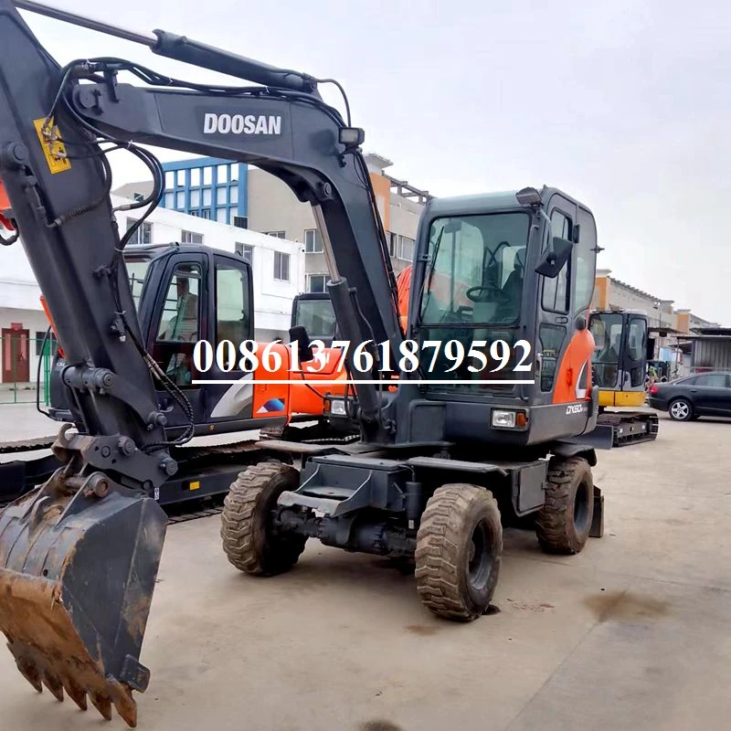 hydraulic excavator mini excavators small wheel digger CE Korean used doosan dx60 wheel excavator 5ton 6ton for sale