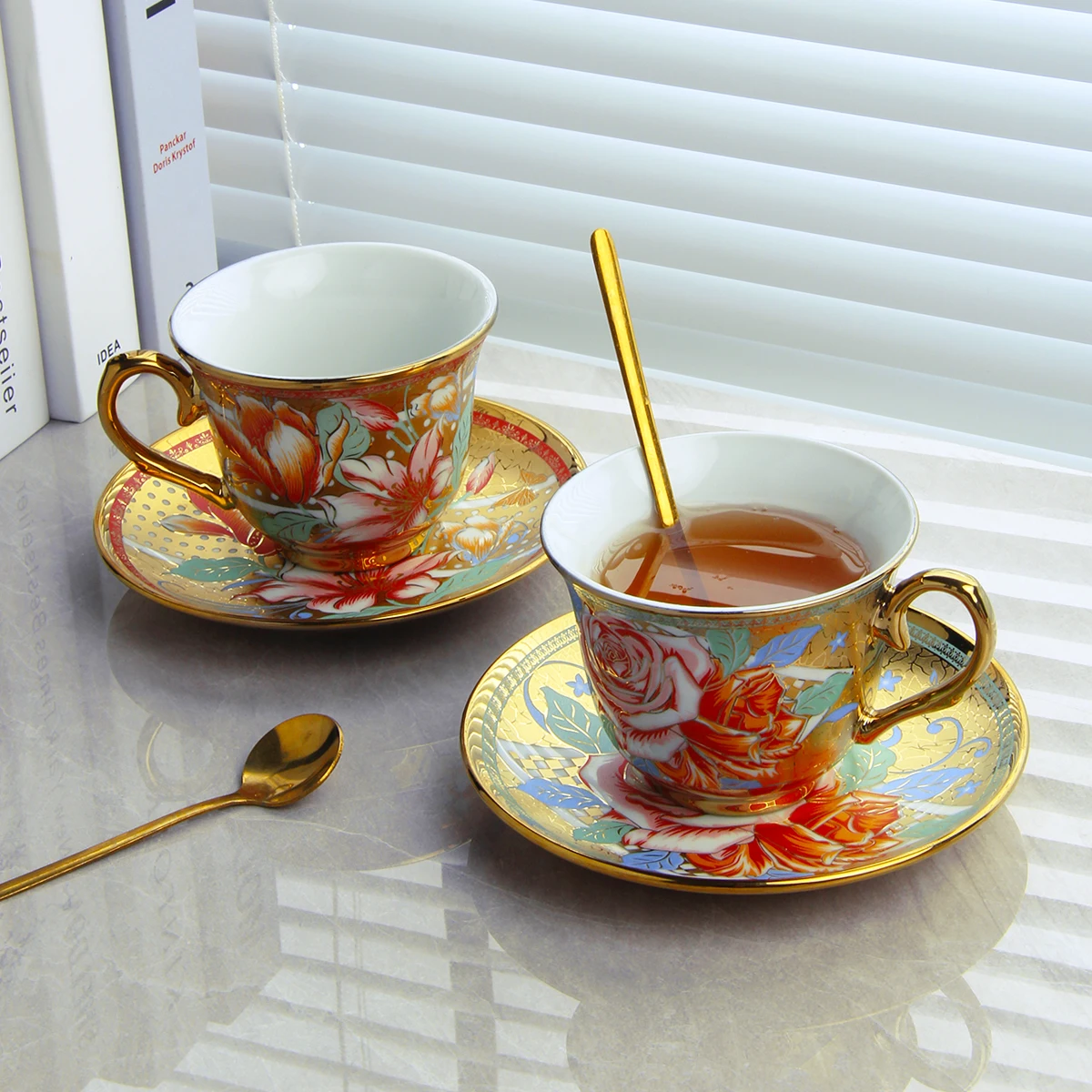 Factory Hot Sale Models Turkey Printing Ceramic European Style Party Home Coffee and Tea Cup Set with Saucer