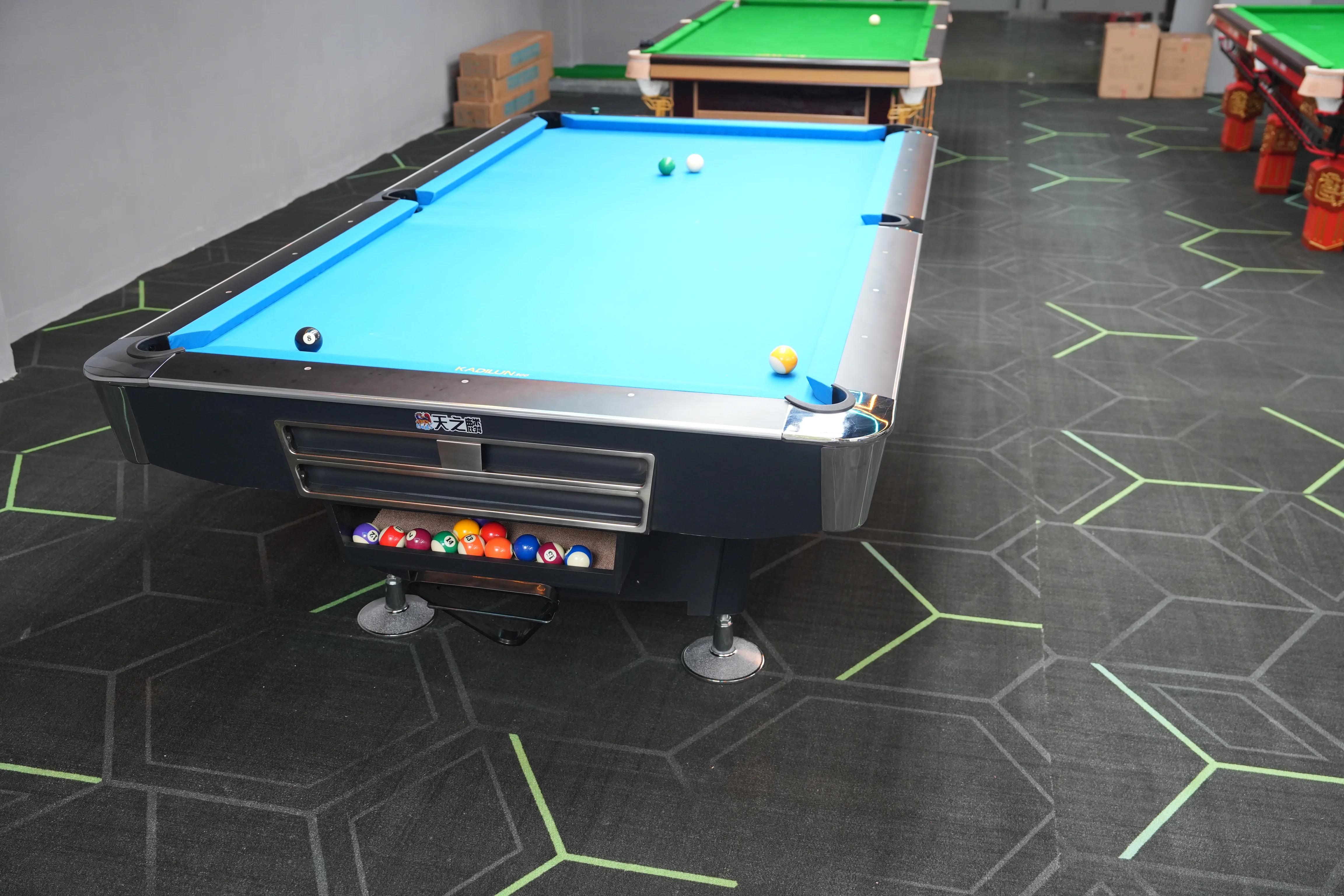 Professional 9Ft Indoor Pool Billiards Table Modern Designs Solid Wood Slate Standard Size 9 Ft Snooker Sports Game