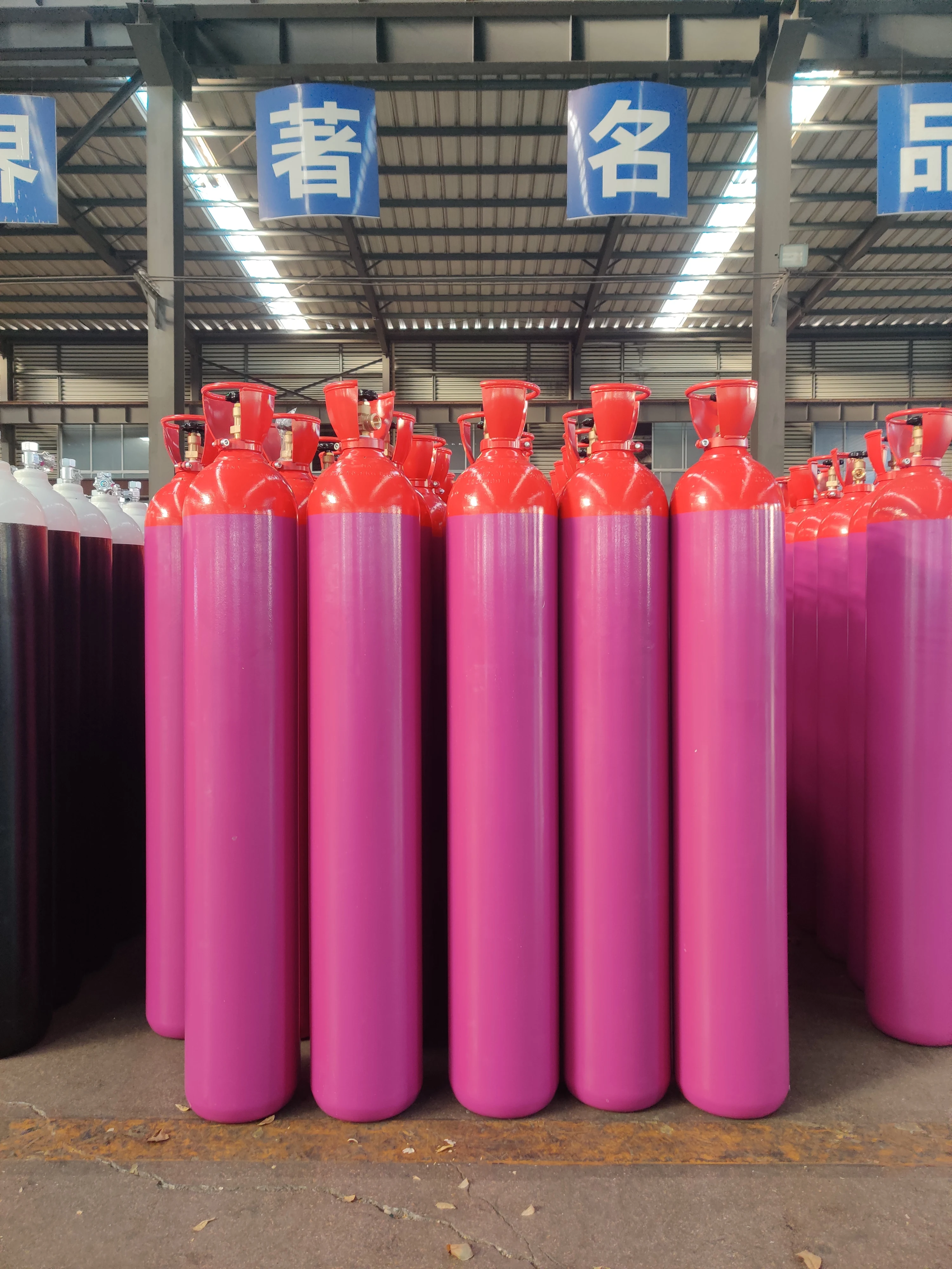 Cheap price 10L 15L 20L 50 L ENISO9809-3 3M3/2M3/10M3/ 150bar 37MN medical oxygen cylinder for EU Market