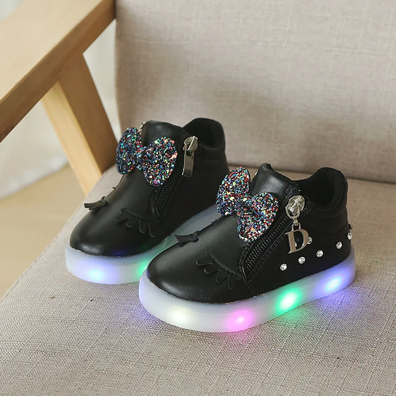 Newest Design High Grade Girls Led Walking Casual Slip-on Kids Luminous Lights Sock Sport